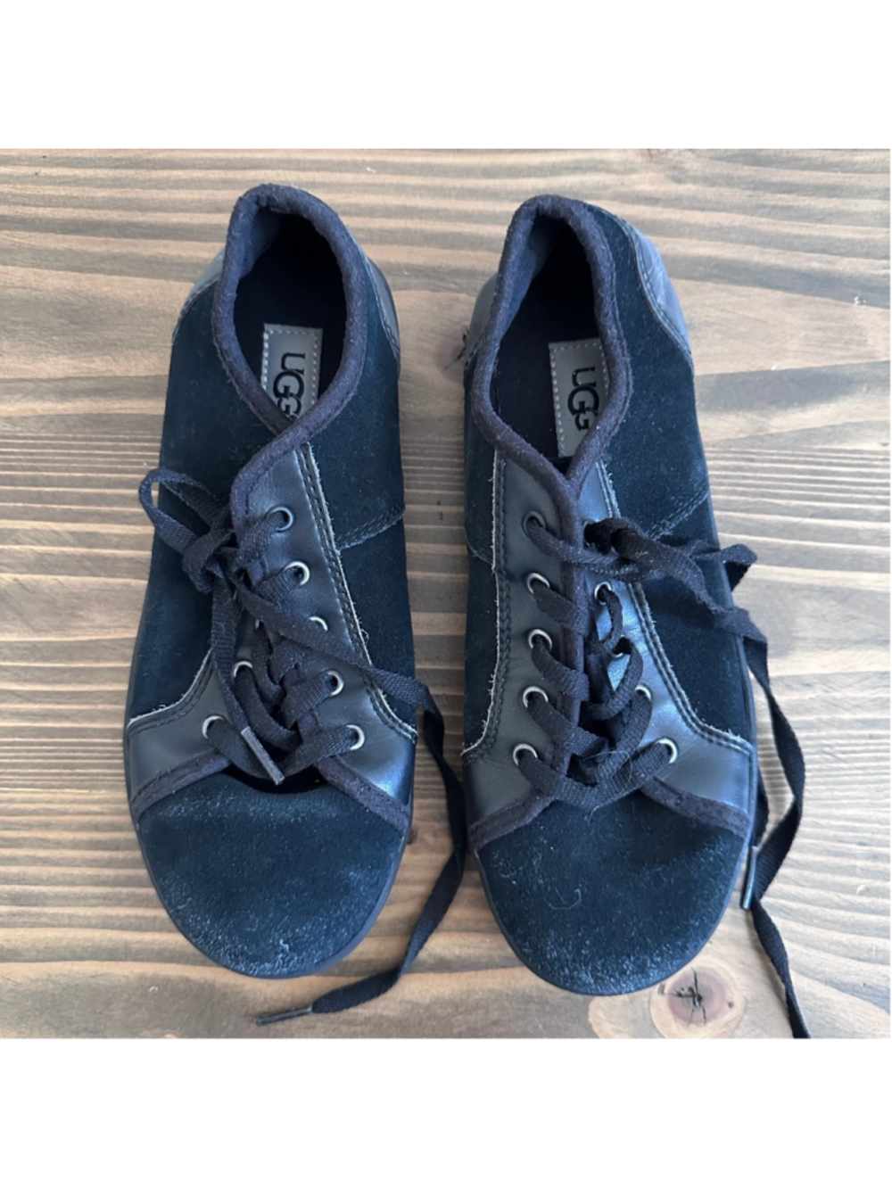 UGG Black Suede Lace Up Sneakers Size 3 Kids Youth Logo Sole - Picture 3 of 7